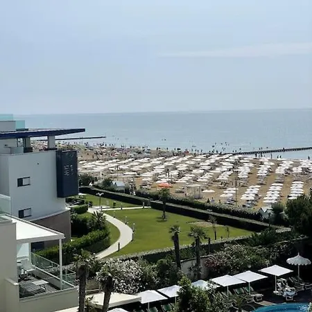 Apartment Lido Di Jesolo, Lovely And Sea View Flat Lido di Jesolo