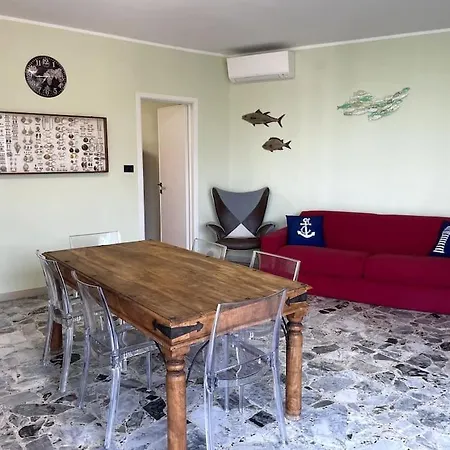 Lido Di Jesolo, Lovely And Sea View Flat Appartamento