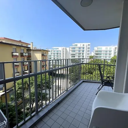 Lido Di Jesolo, Lovely And Sea View Flat *